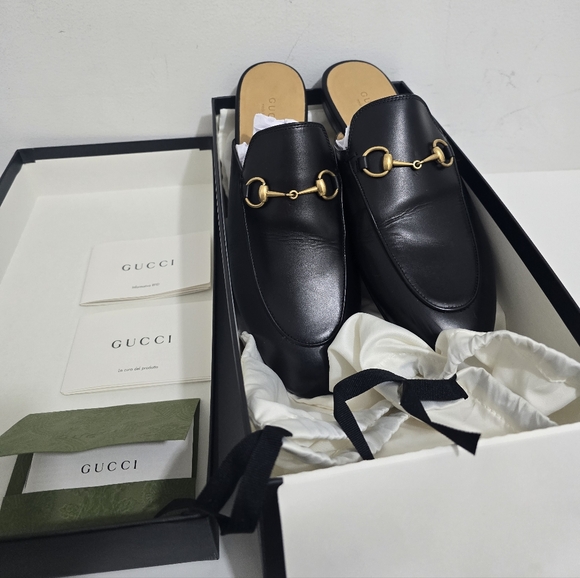 Gucci Shoes - Gucci Princetown Horsebit Leather Mules, Black (Size 38)